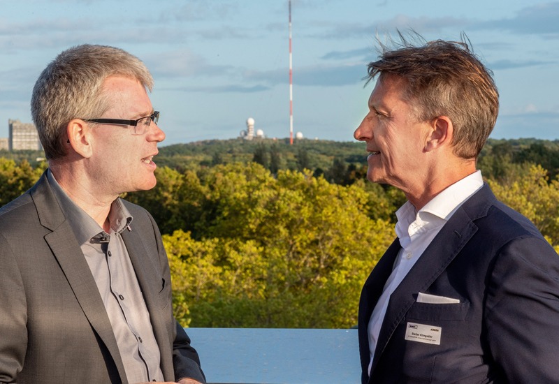 Klingsöhr News - Rooftop party with district mayor